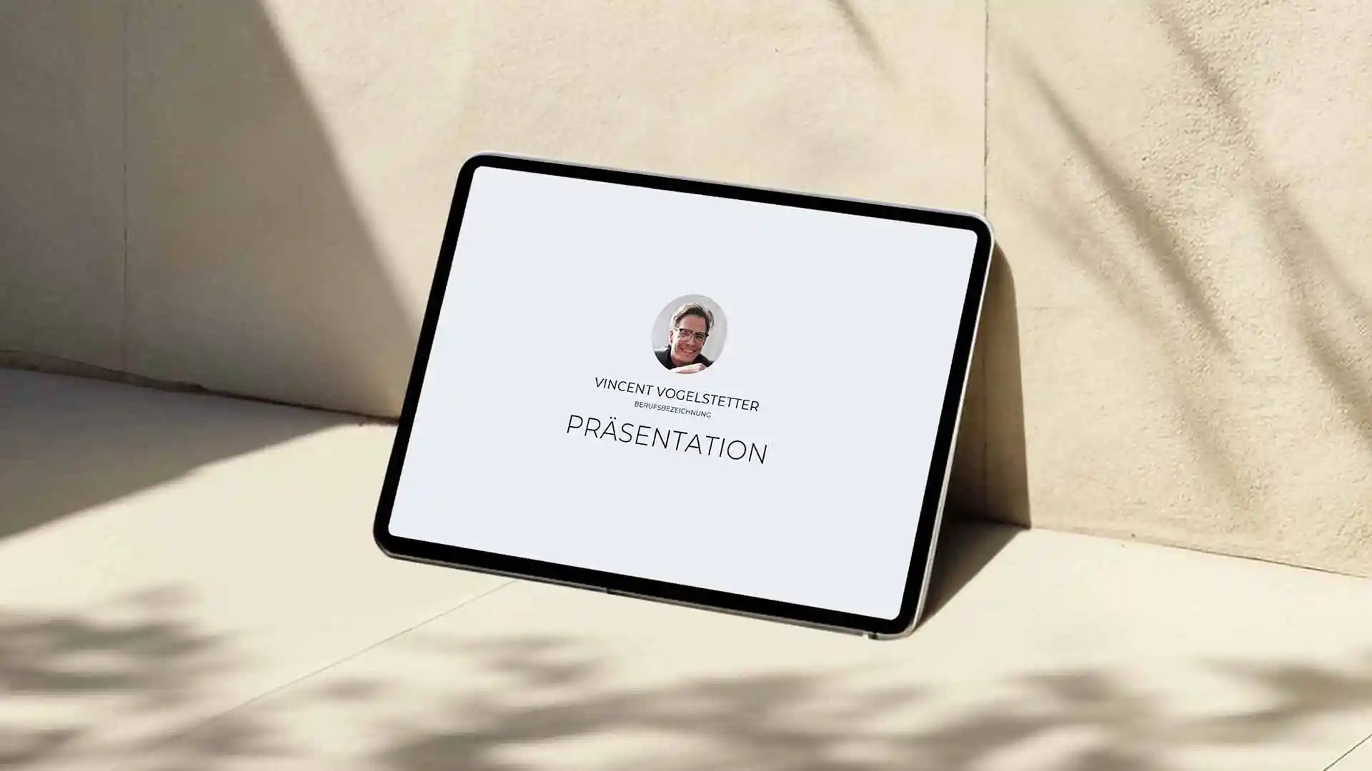 Prezentacja o Sobie po Niemiecku - szablon Canva